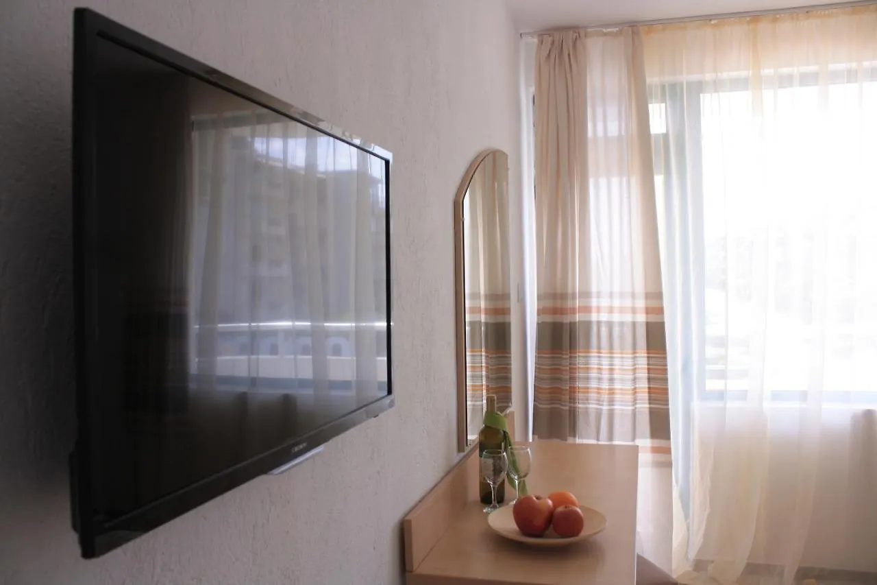 Alba Family Club Hotel Primorsko 2*,  Bulgaria